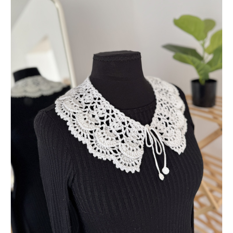 Комірець Одрі в'язаний, Білий